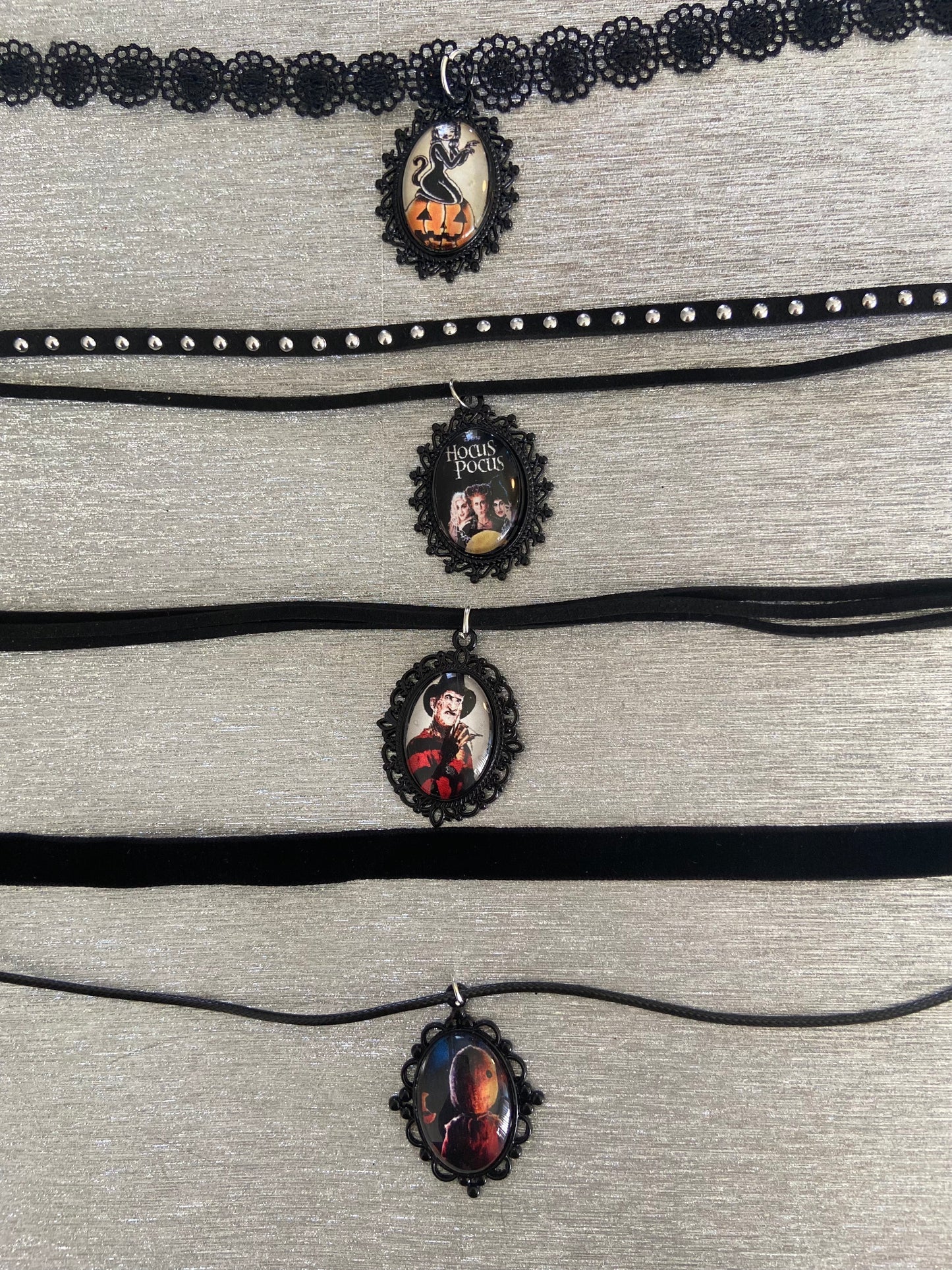 Pendant Picture Necklaces and Chokers