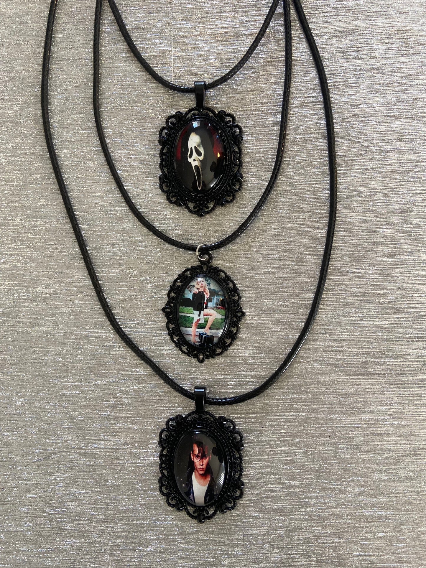 Pendant Picture Necklaces and Chokers